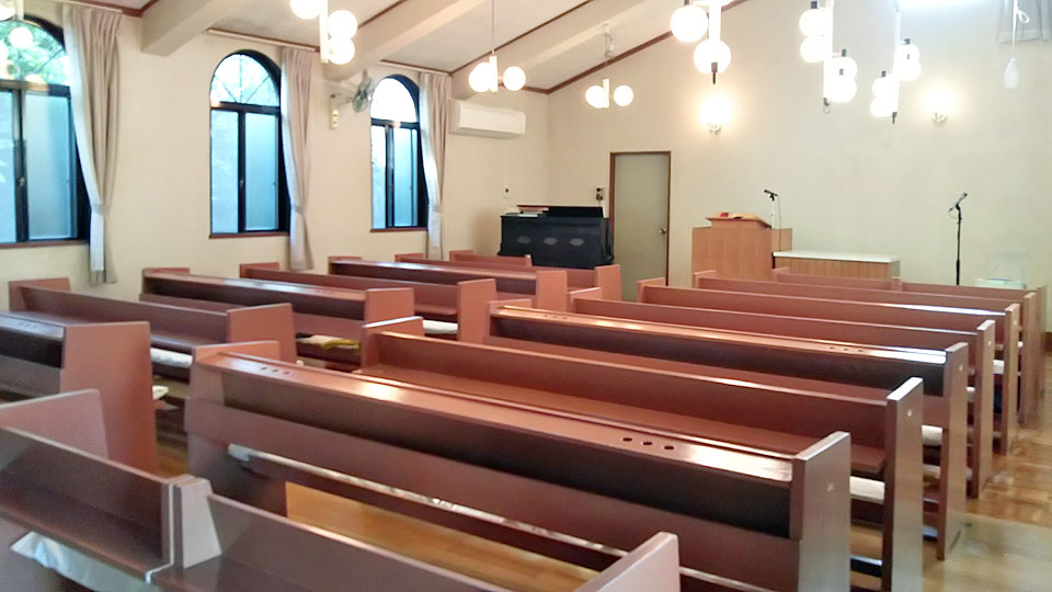 日本キリスト改革派 羽生栄光教会の礼拝堂