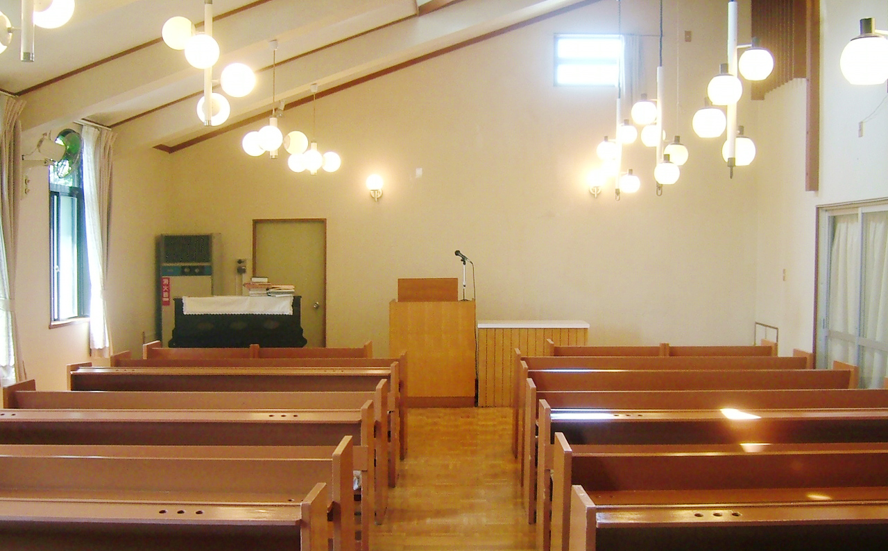 日本キリスト改革派 羽生栄光教会の礼拝堂