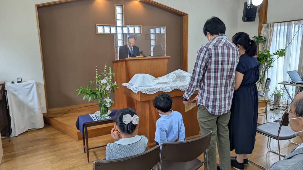 ひたちなか教会さんの この一枚「加入式と幼児洗礼式が持たれました。」