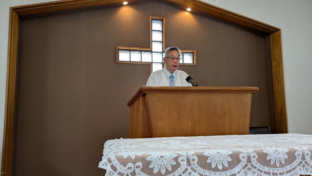 ひたちなか教会さんの この一枚「三郷教会　持田浩次牧師」