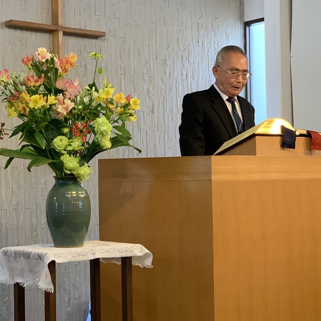 望月明先生による秋の特別礼拝。
もうすぐ78歳とは思えないご奉仕でした。感謝！