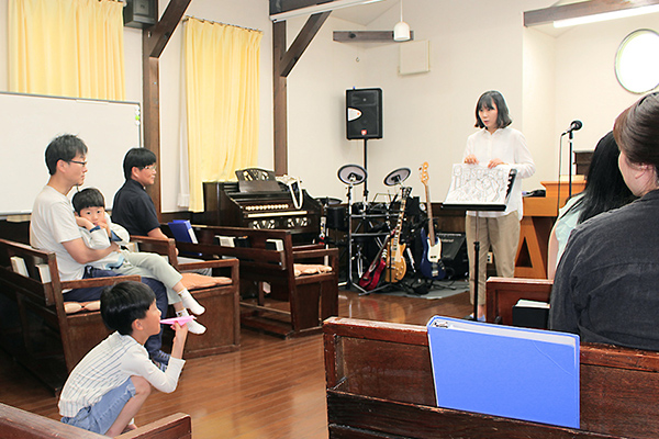 主日礼拝(日曜礼拝)は朝11時00分から