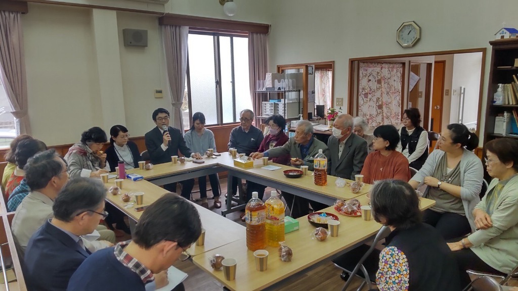 りんごさんの この一枚「3/9 西部中会沖縄平和学習ツアーに参加された方々との交流②」