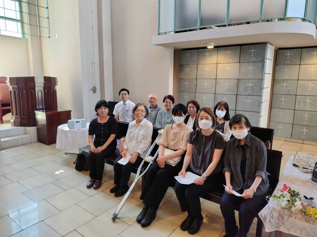 りんごさんの この一枚「5/18 召天者記念礼拝・墓前礼拝」