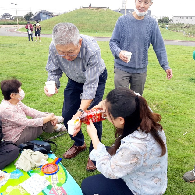 ピクニックの様子です。
