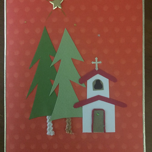 今からクリスマスへ向けて準備しています。前に婦人会の方が作って下さったカード。今年も作られます。