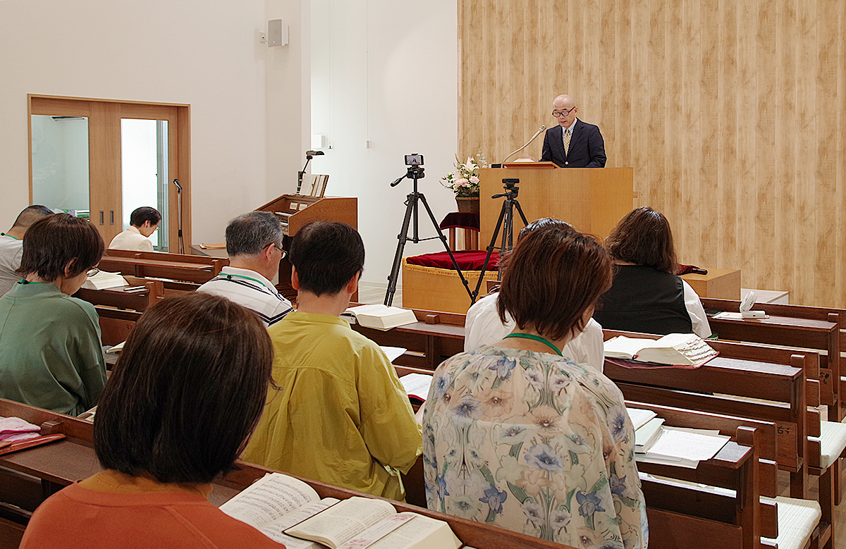 日本キリスト改革派 高島平キリスト教会の日曜礼拝の様子