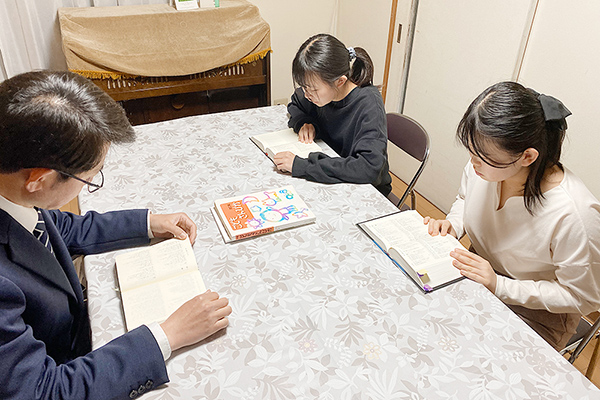 教会学校（日曜学校）の案内へ