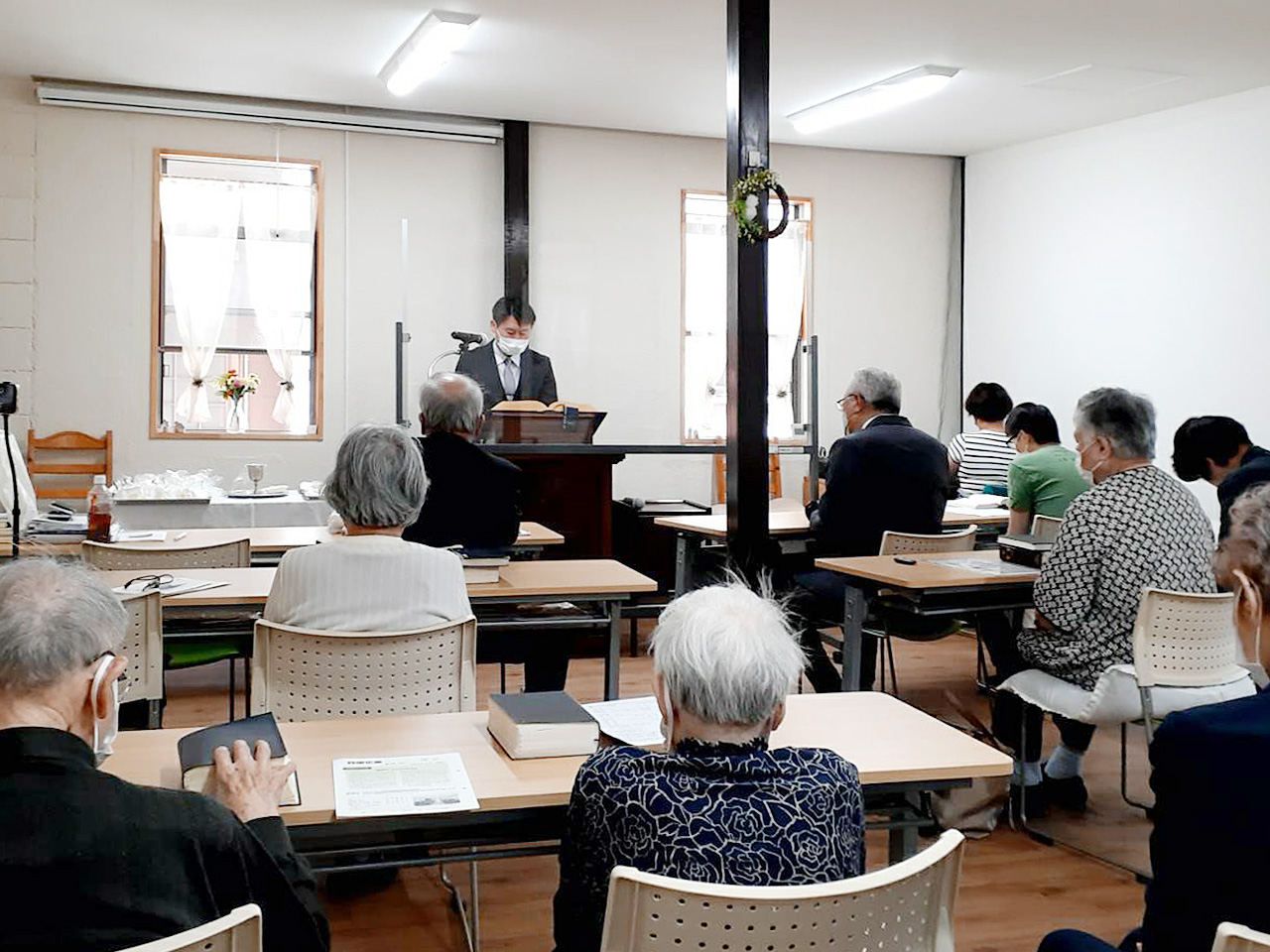 日本キリスト改革派 善通寺教会の礼拝風景