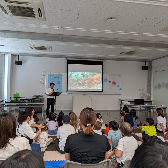 夏のこども聖書学校。多くの子どもたちが集まってくれました。